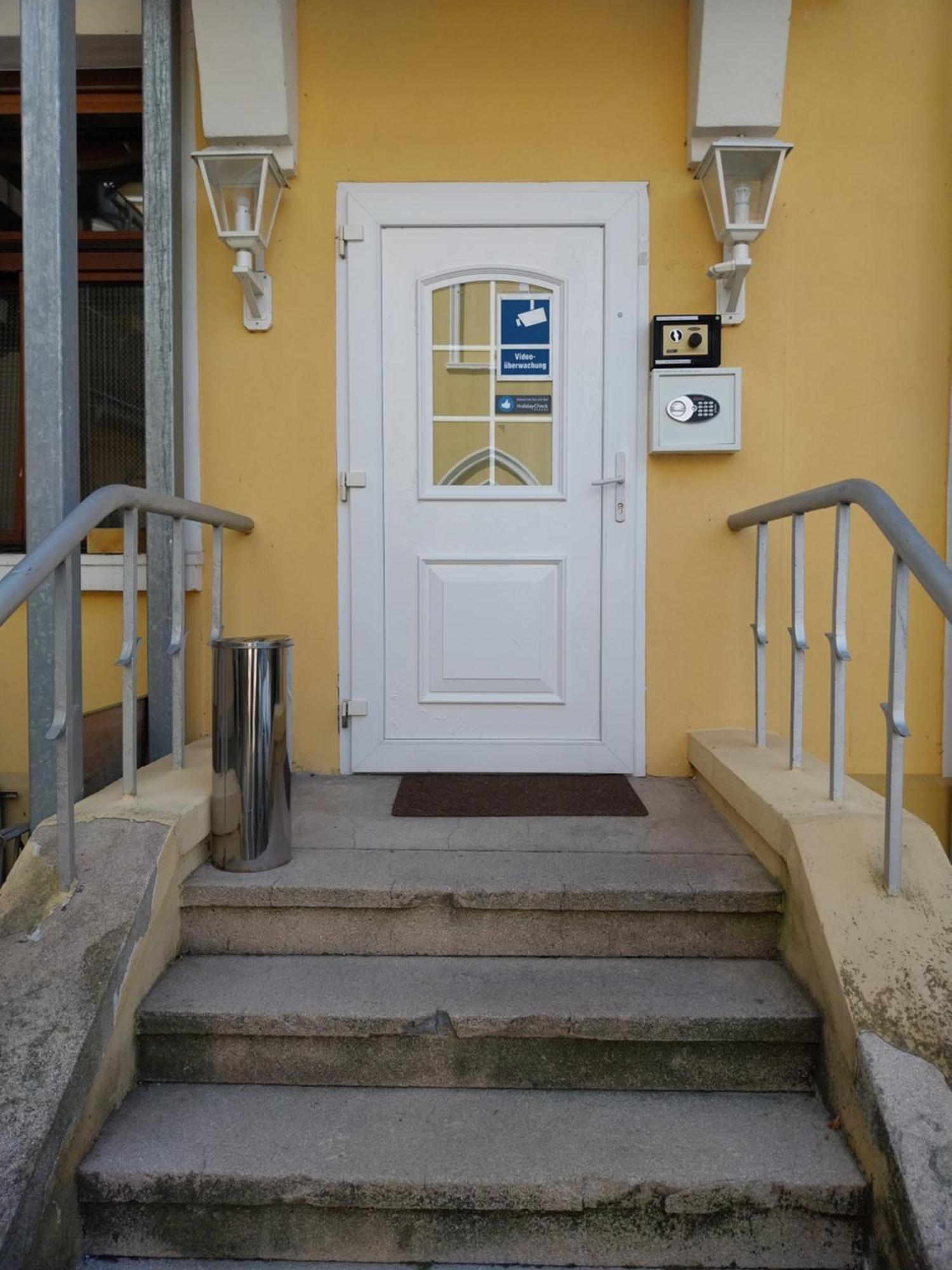 Pension Schlosswache-Zerbst Exterior foto