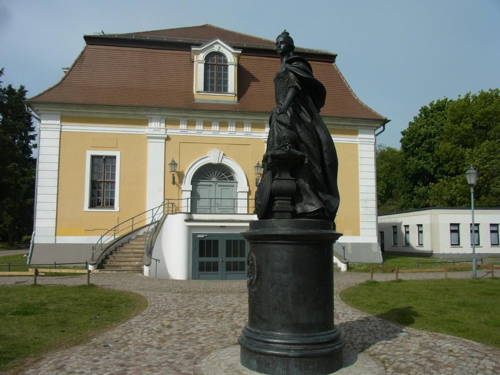 Pension Schlosswache-Zerbst Exterior foto